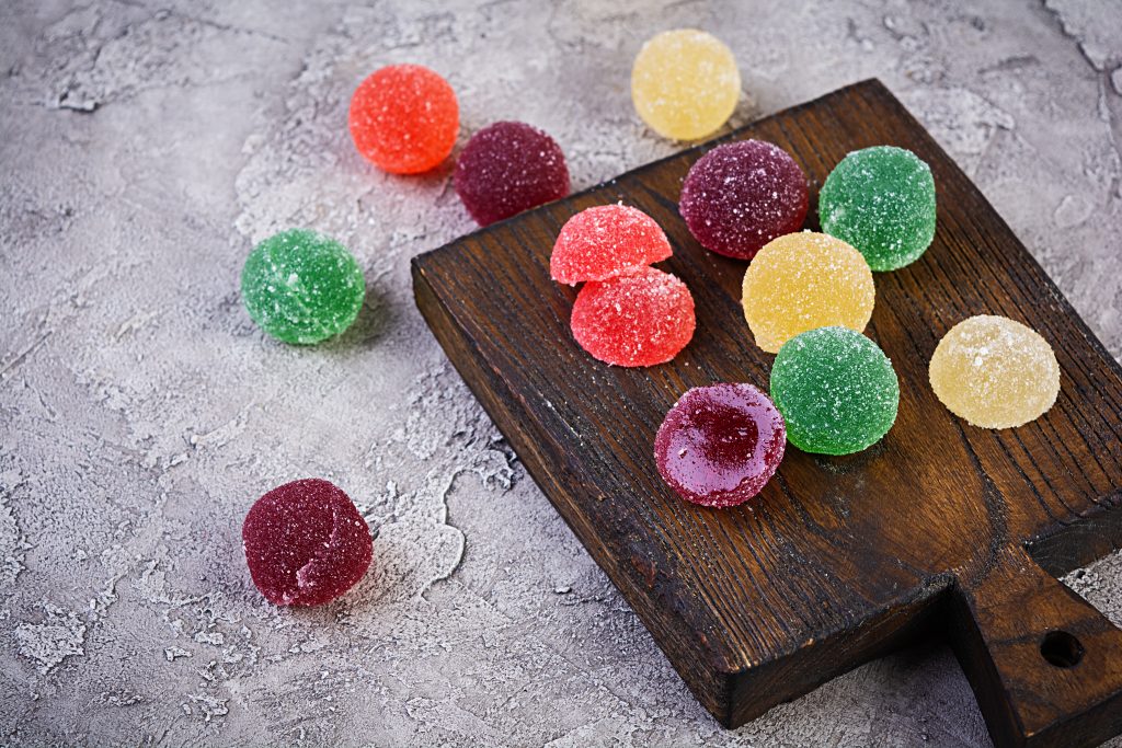 7th Planet sour candy round balls